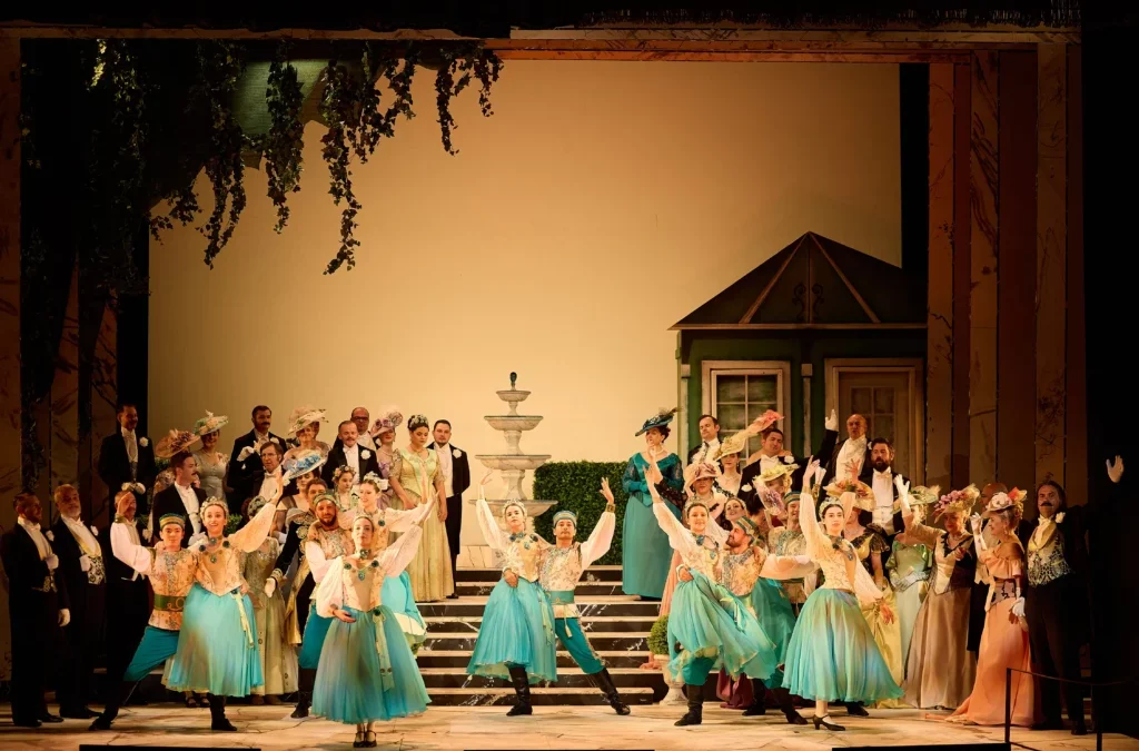 Vesela udovica u HNK-u